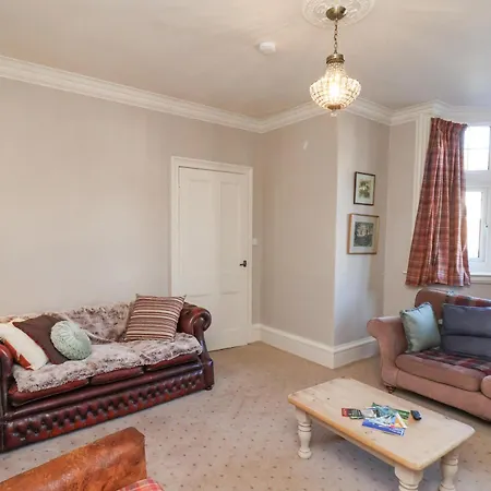 43 Springvale