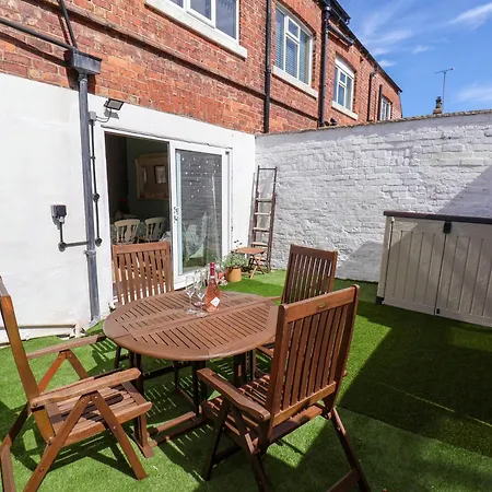 43 Springvale Whitby